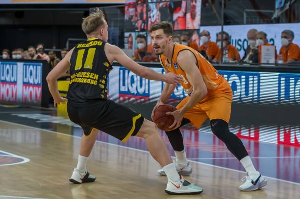 球有着不懈 球有着不懈